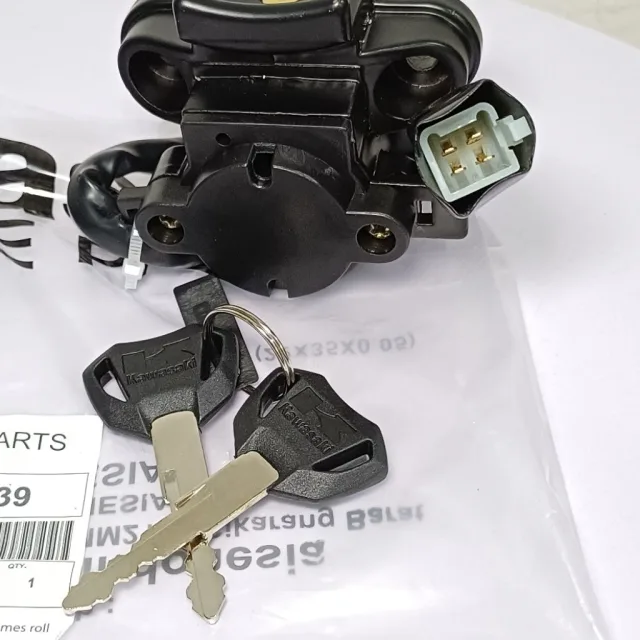 KUNCI KONTAK ASSY SET TANGKI JOK GRADE A KLX 250 KLX250 0039