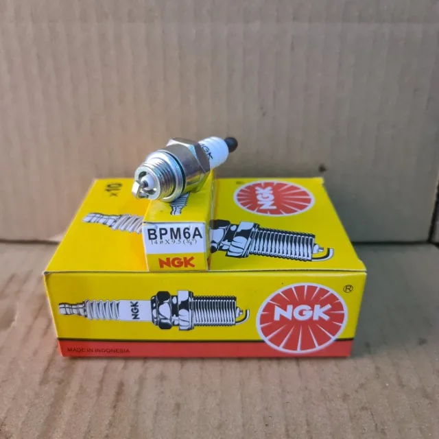 ISI 10 PCS BUSI NGK BPM6A MESIN POTONG PEMOTONG RUMPUT PER KOTAK ISI 10 PCS J1L-1-02