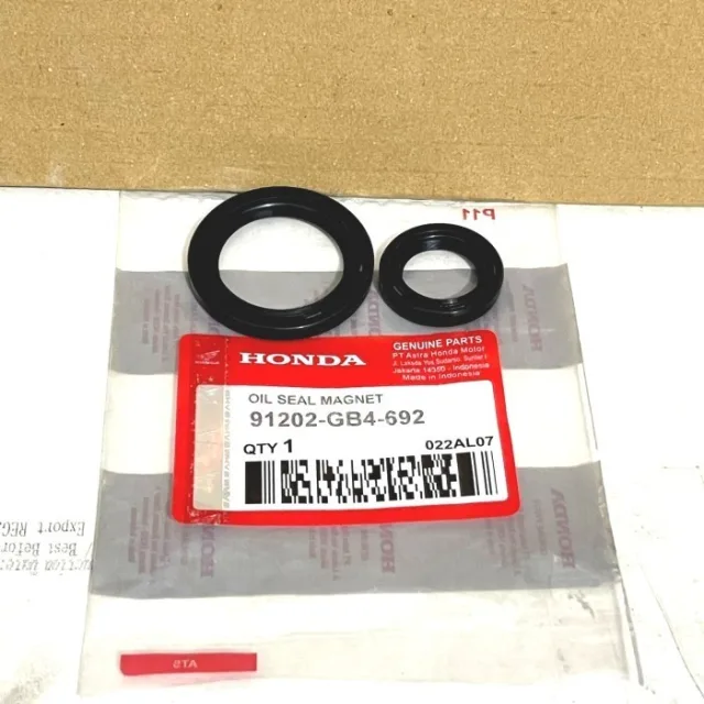 SEAL SIL MAGNET MAGNIT GRAND SUPRA X BESAR KECIL GB4