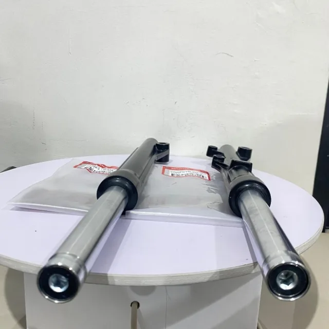 PLUS TABUNG 1 SET KIRI KANAN AS SHOCK SOK DEPAN PLUS TABUNG SUPRA X 125 KARBU LAMA KTM
