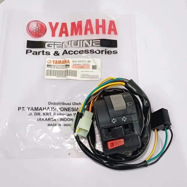 HOLDER SAKLAR SWITCH MOTOR KIRI LH VIXION NEW LH KIRI 1PA