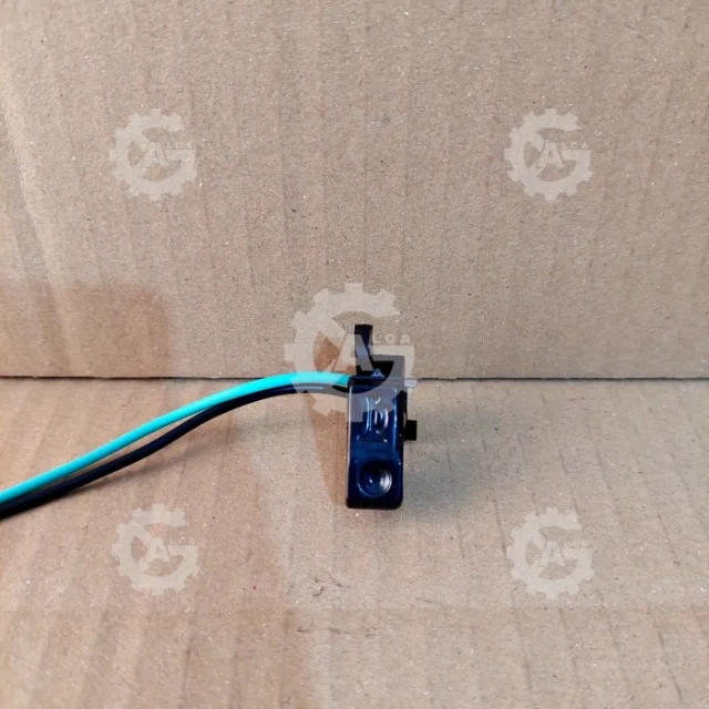 HRG PER 5 BIJI TOMBOL SAKLAR SOKET KLAKSON SUPRA X KABEL PER 5 PCS