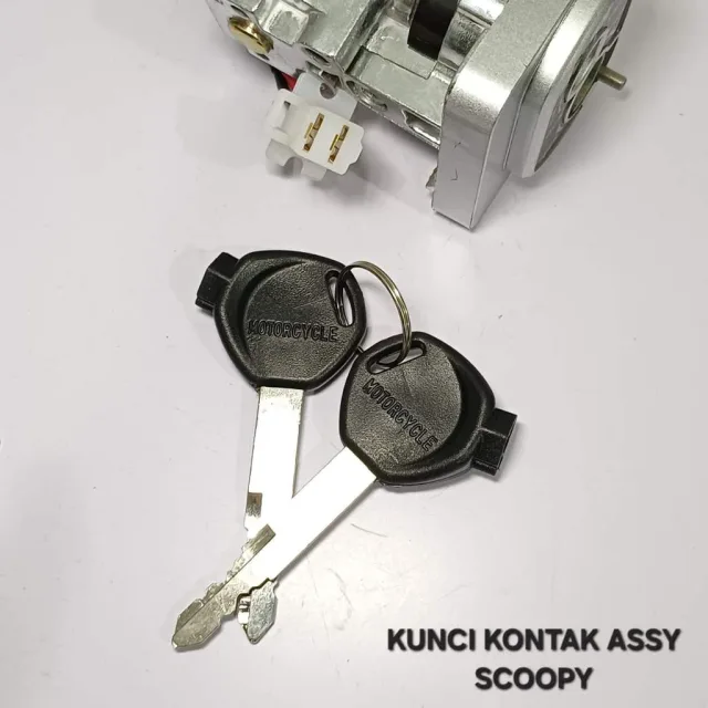 KUNCI KONTAK ASSY SET JOK RUI SCOOPY KARBU LAMA