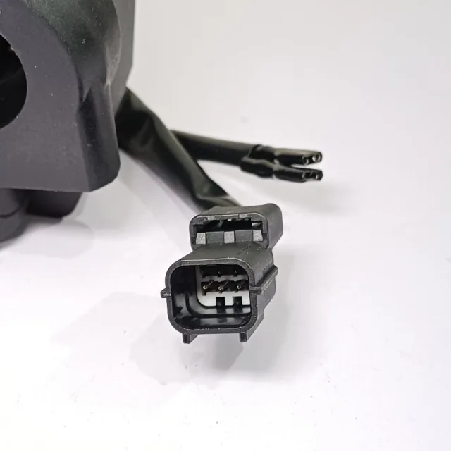 HOLDER ASSY SWITCH SAKLAR RH KANAN VARIO 160 ABS KANAN