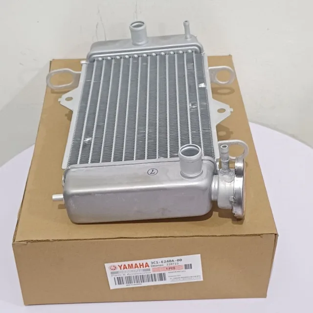 RADIATOR ASSY MOTOR VIXION OLD LAMA 3CI 3C1