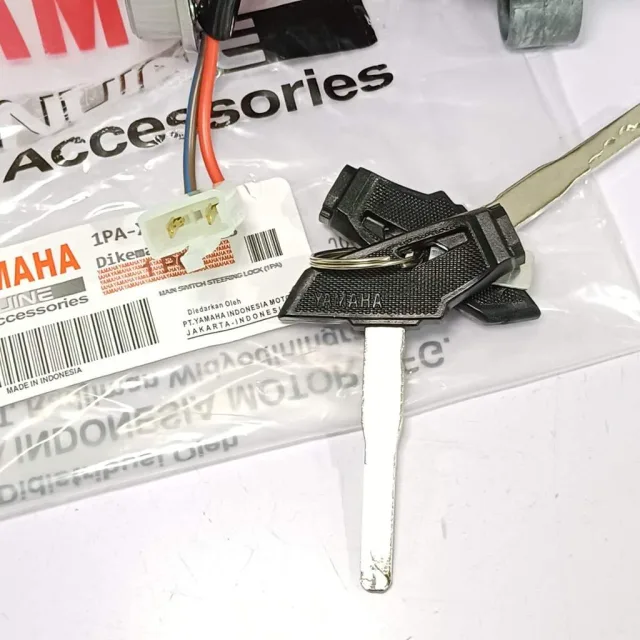 KUNCI KONTAK ASSY SET JOK TANGKI GRADE A VIXION NEW 2013 1PA