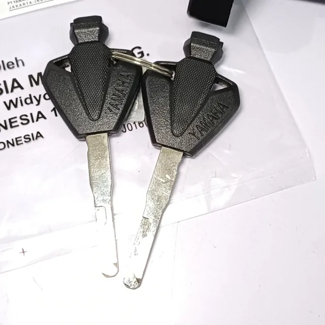 KUNCI KONTAK ASSY SET JOK TANGKI GRADE A VIXION R NEW LED 2017 2020 R15 NEW LED BK8