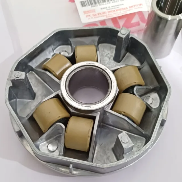 RUMAH ROLLER ASSY SET SPIN 125 SKYDRIVE SKYWAVE HAYATE 33G10