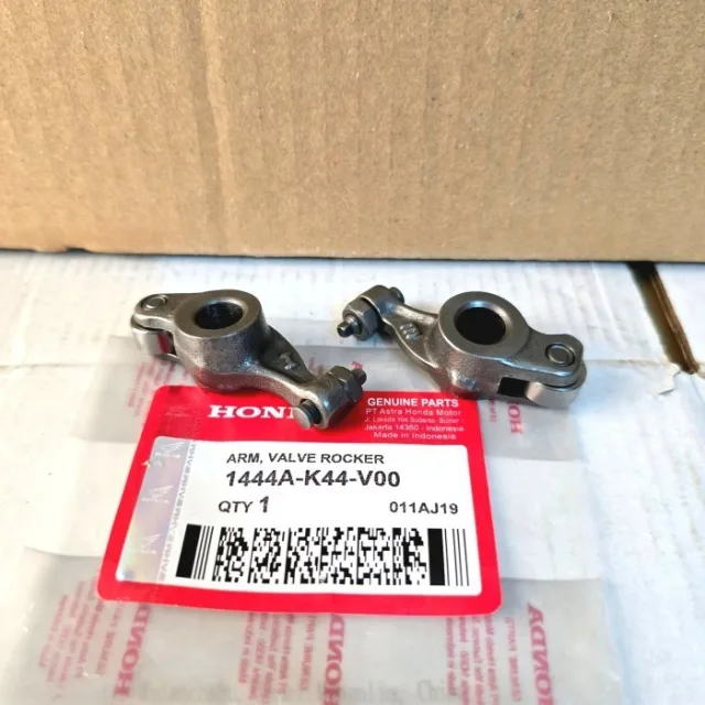 PELATUK KLEP SET ROCKER ARM BEAT POP FI ESP SCOOPY VARIO ESP K44