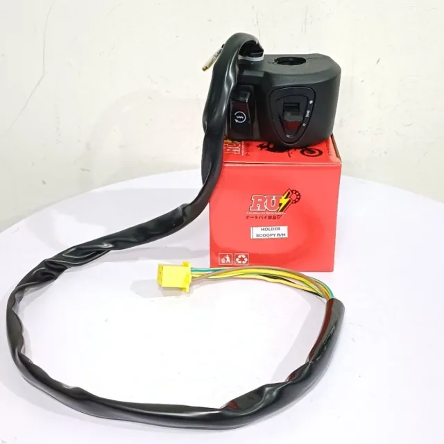 HOLDER SAKLAR SWITCH SCOOPY KARBU LAMA KANAN RH